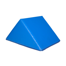 Triangular obstacle